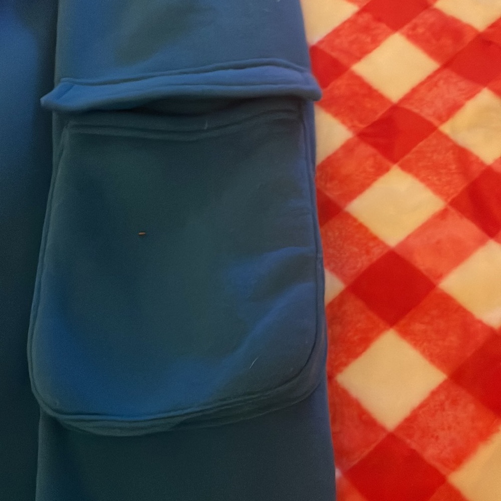 Sweatpants - Picture 2 of 3